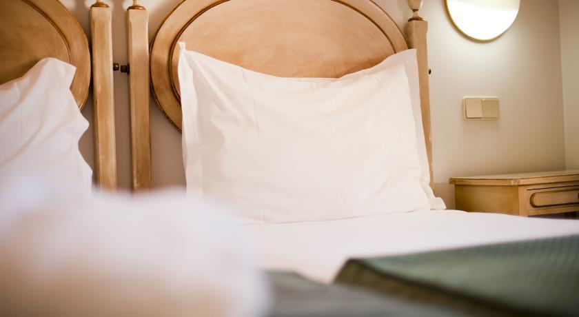 Curia Palace Hotel Spa & Golf Resort エクステリア 写真